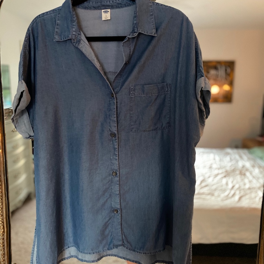 Old Navy Chambray Button Down
